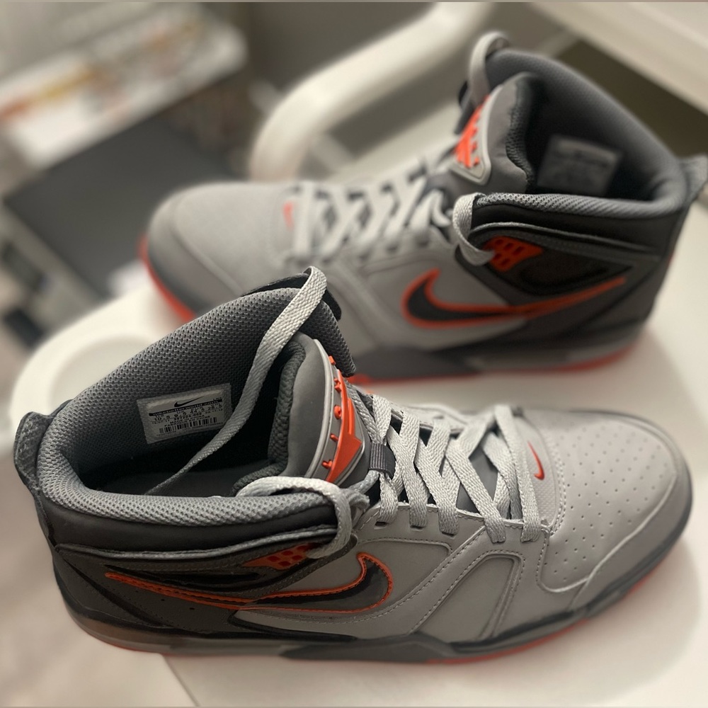 Air Flight Falcons
